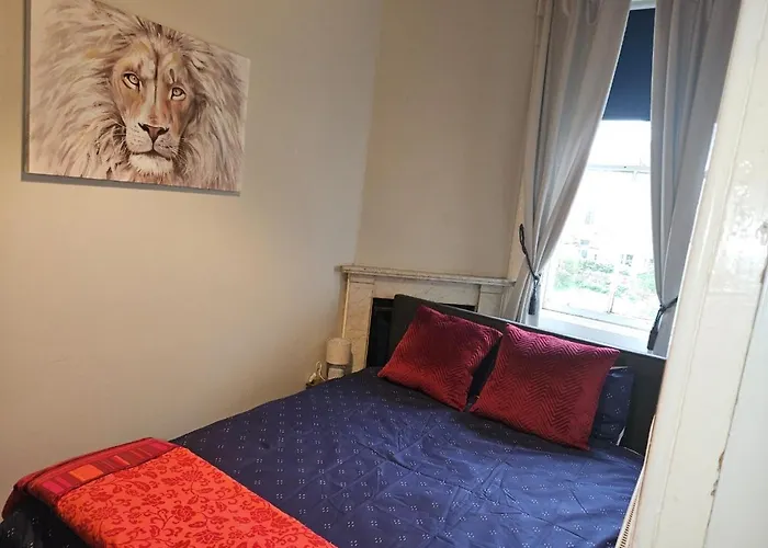 Summer Apartment Edinburgh Meadows